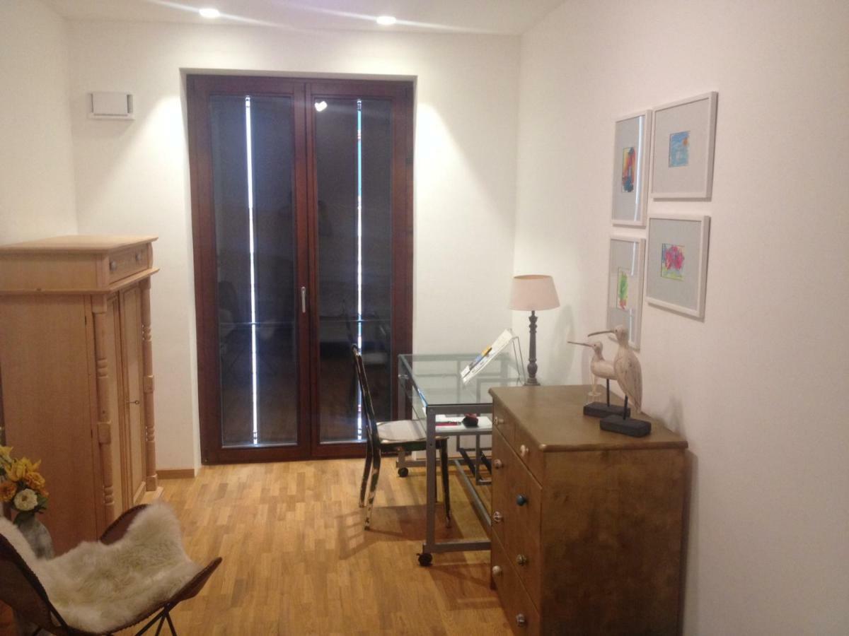 Ferienwohnung Am Zwinger Dresden Ngoại thất bức ảnh
